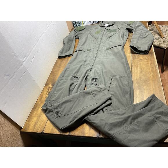 CWU-27/P Flight Suit 40L Green Summer FR Flyers US Air Force Military Coveralls - Picture 1 of 14